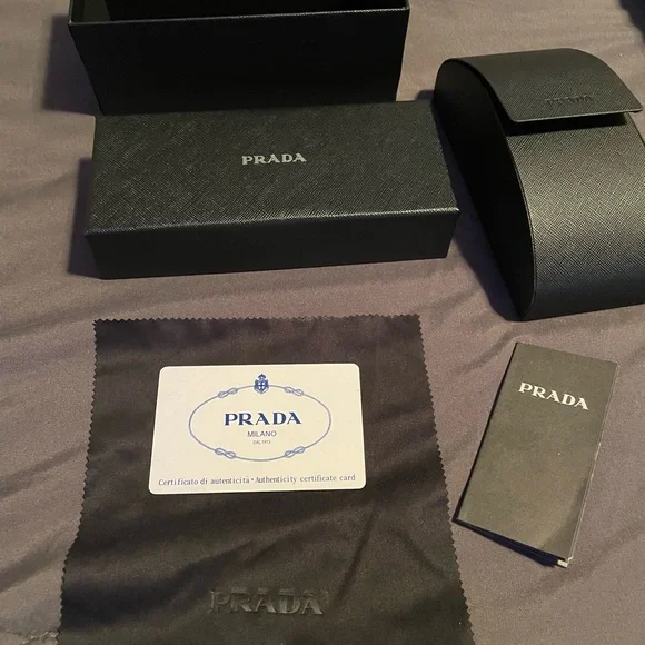 Prada 65ZS Gold/Oval Lense - Picture 10 of 12